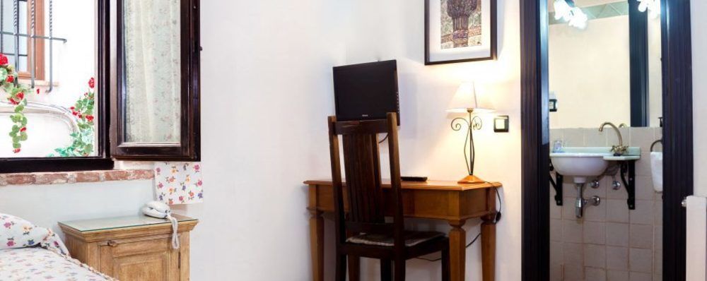 Hotel Rosa De Oro Granada Dış mekan fotoğraf